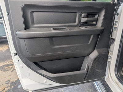 2026 RAM Ram 5500 Chassis Cab RAM 5500 TRADESMAN CHASSIS CREW CAB 4X4 84' CA