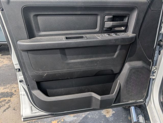 2026 RAM Ram 5500 Chassis Cab RAM 5500 TRADESMAN CHASSIS CREW CAB 4X4 84' CA