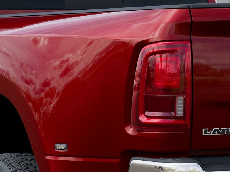 2026 RAM 3500 RAM 3500 LARAMIE CREW CAB 4X4 8' BOX