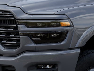 2027 RAM 3500 RAM 3500 LIMITED MEGA CAB 4X4 6'4' BOX
