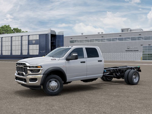 2026 RAM 5500 Chassis Cab RAM 5500 TRADESMAN CHASSIS CREW CAB 4X4 84' CA