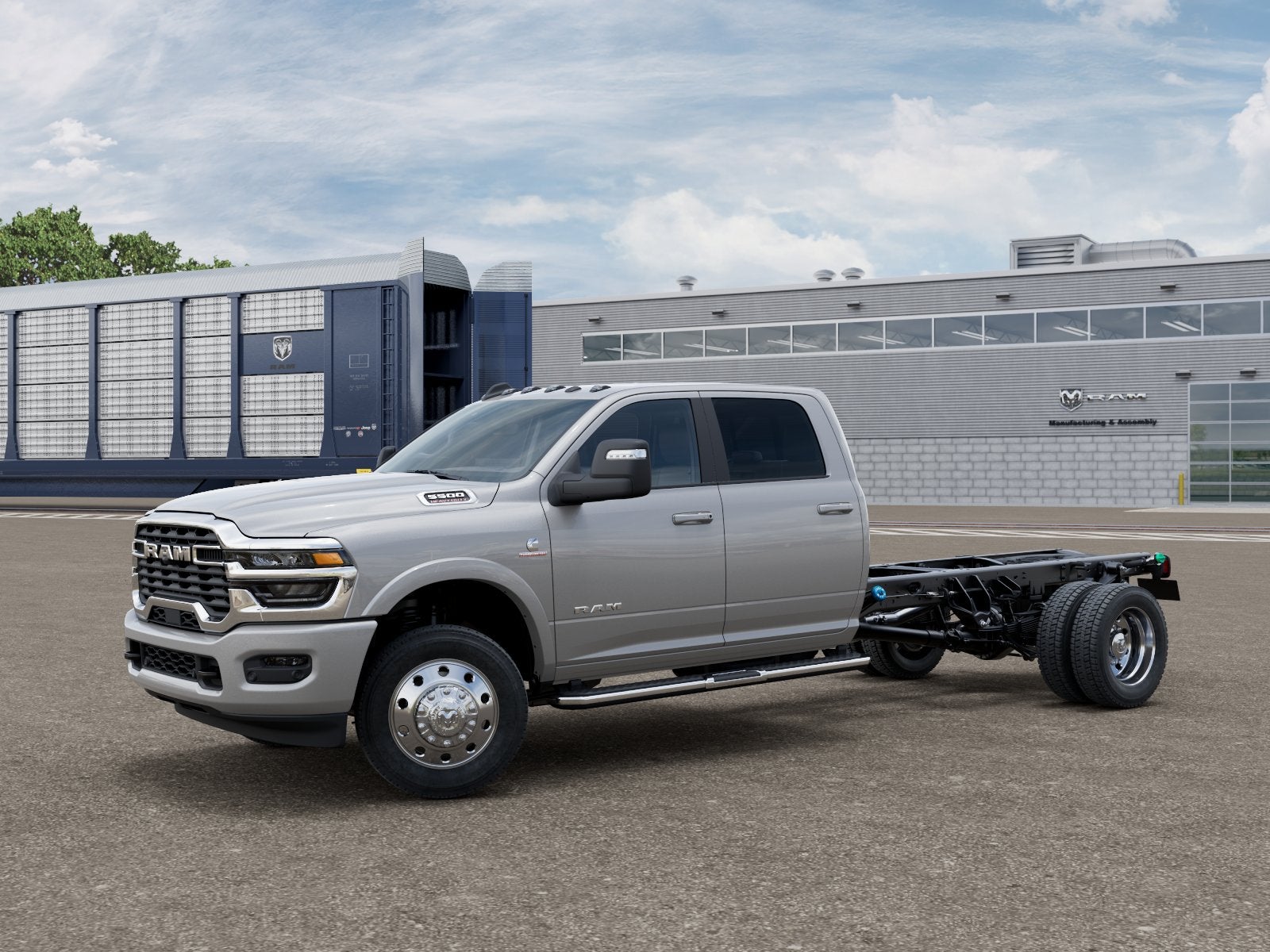 2026 RAM 5500 Chassis Cab RAM 5500 BIG HORN CHASSIS CREW CAB 4X4 84' CA