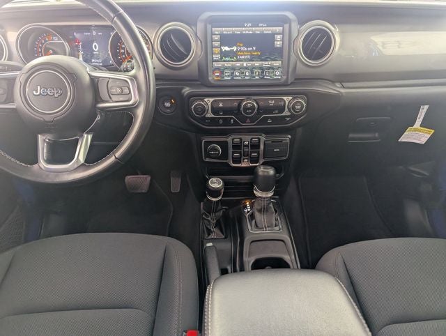 2022 Jeep Wrangler Unlimited Sahara 4x4