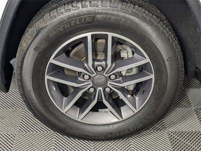 2019 Jeep Grand Cherokee Laredo E