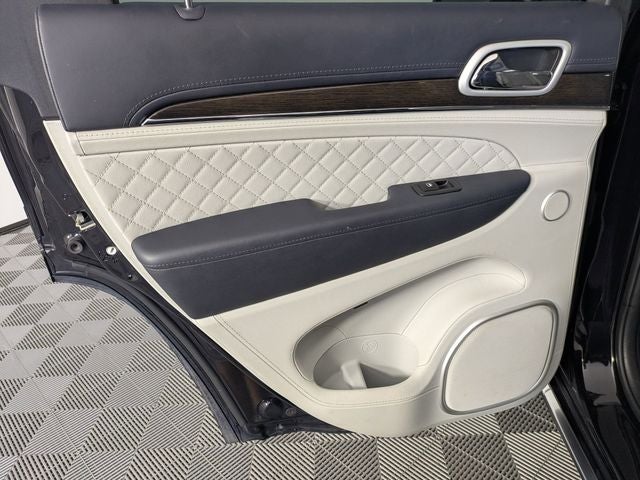 2021 Jeep Grand Cherokee Summit