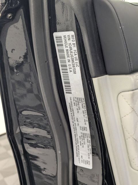 2021 Jeep Grand Cherokee Summit