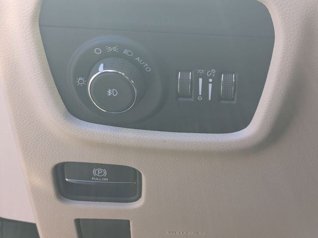 2026 Jeep Grand Cherokee GRAND CHEROKEE LIMITED 4X2