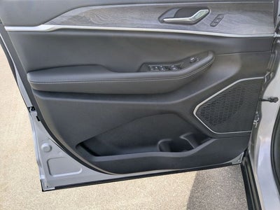 2026 Jeep Grand Cherokee GRAND CHEROKEE LIMITED 4X2