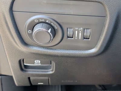 2026 Jeep Grand Cherokee GRAND CHEROKEE LAREDO 4X4