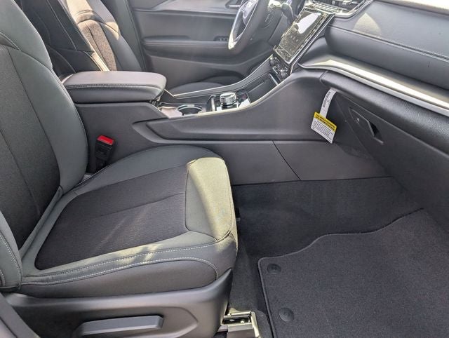 2026 Jeep Grand Cherokee GRAND CHEROKEE LAREDO 4X4