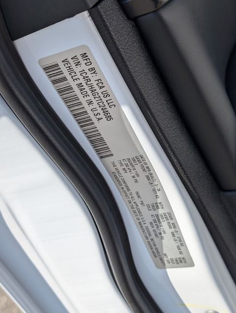 2026 Jeep Grand Cherokee GRAND CHEROKEE LAREDO 4X4