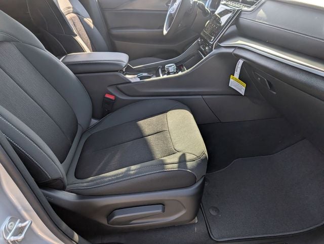 2026 Jeep Grand Cherokee GRAND CHEROKEE LAREDO 4X4