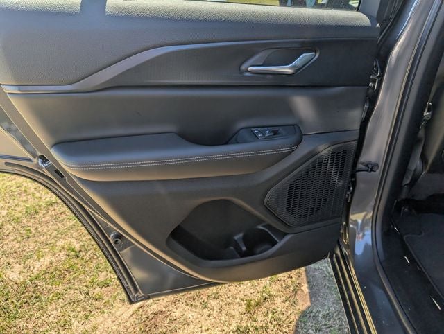 2026 Jeep Grand Cherokee GRAND CHEROKEE LAREDO X 4X4