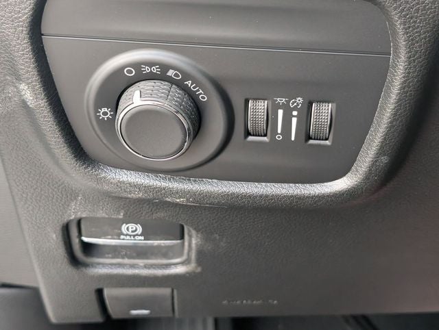 2026 Jeep Grand Cherokee Altitude
