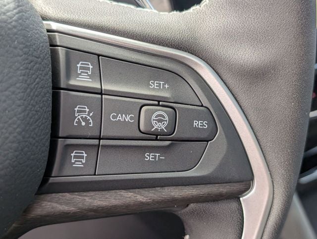 2026 Jeep Grand Cherokee Altitude