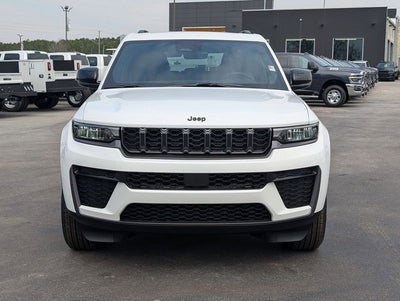 2026 Jeep Grand Cherokee Altitude
