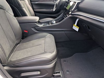 2026 Jeep Grand Cherokee Altitude