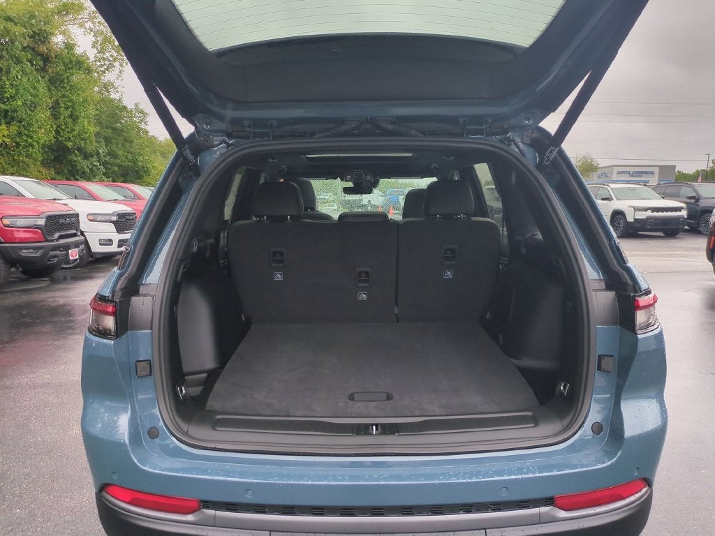 2027 Jeep Grand Cherokee Limited