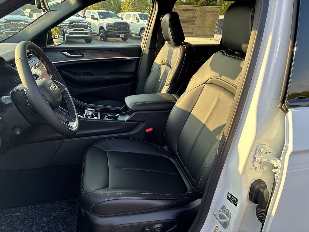 2026 Jeep Grand Cherokee 85th Anniversary Edition