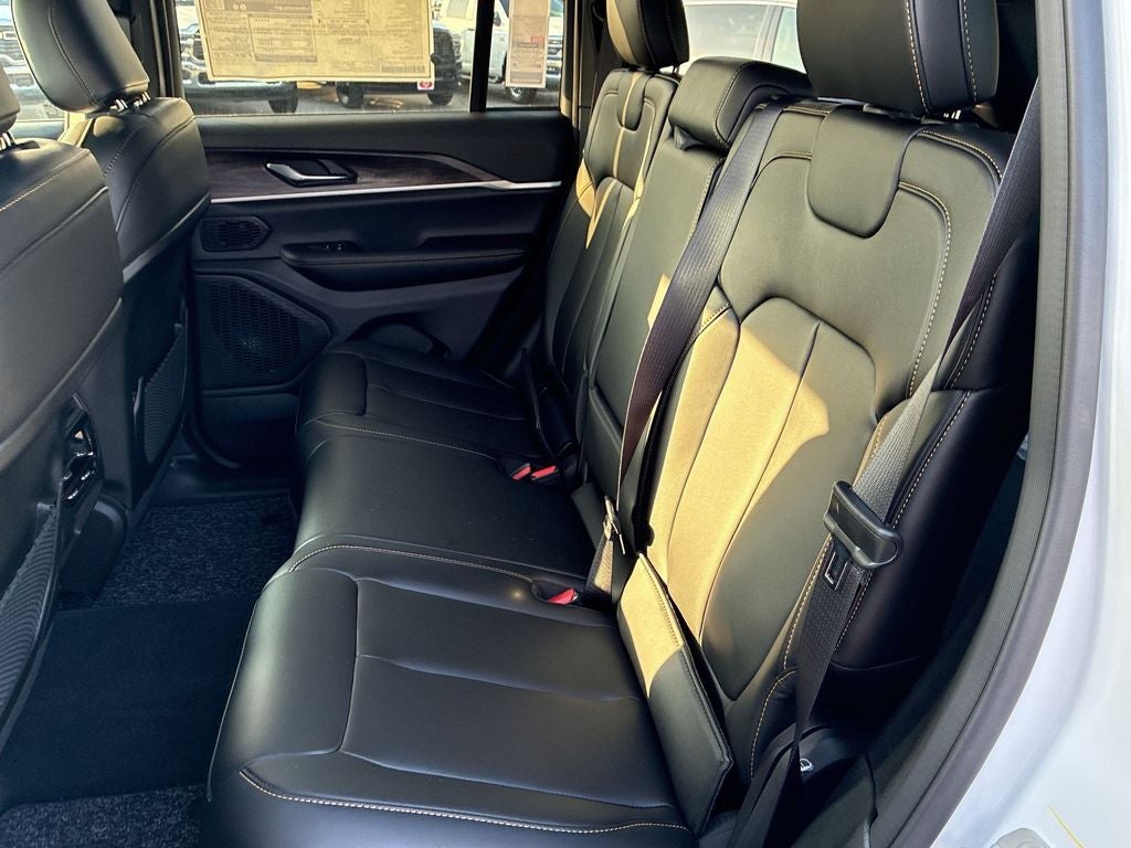 2026 Jeep Grand Cherokee 85th Anniversary Edition