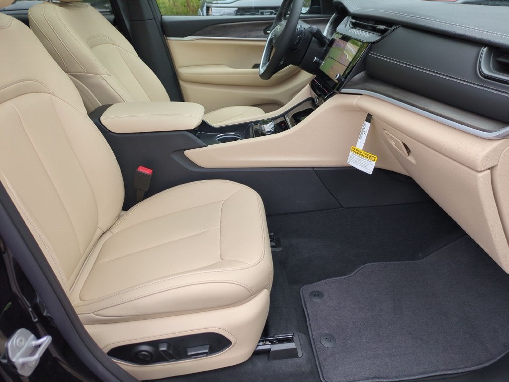 2027 Jeep Grand Cherokee Limited