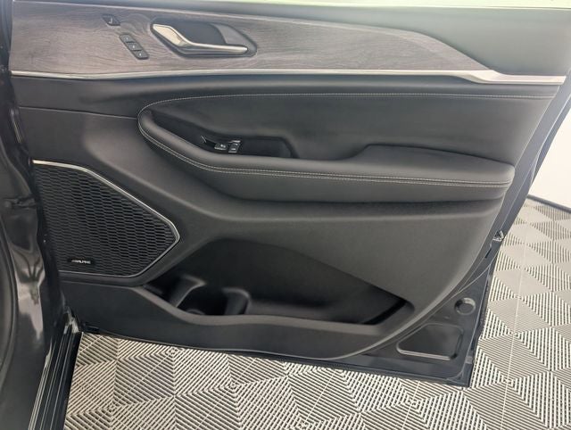 2024 Jeep Grand Cherokee Overland 4x4