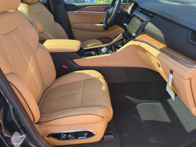 2027 Jeep Grand Cherokee Summit