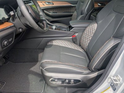 2026 Jeep Grand Cherokee GRAND CHEROKEE SUMMIT 4X4