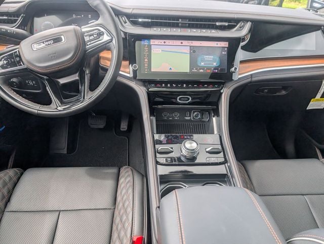 2026 Jeep Grand Cherokee GRAND CHEROKEE SUMMIT 4X4