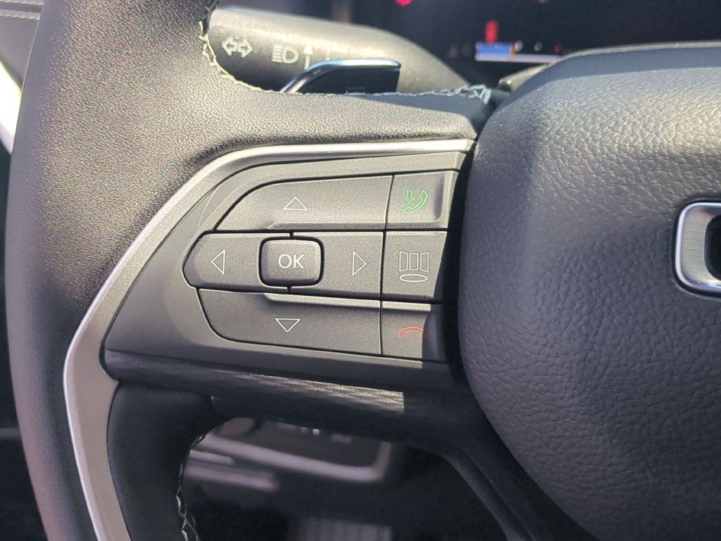 2027 Jeep Grand Cherokee L Laredo