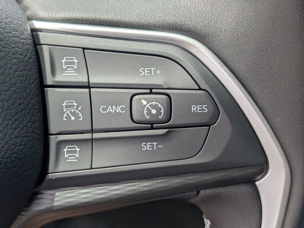 2026 Jeep Grand Cherokee L Laredo