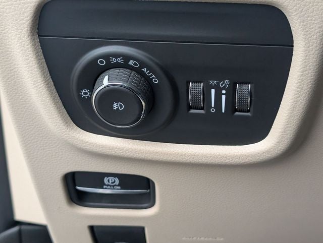 2026 Jeep Grand Cherokee GRAND CHEROKEE L LIMITED 4X2