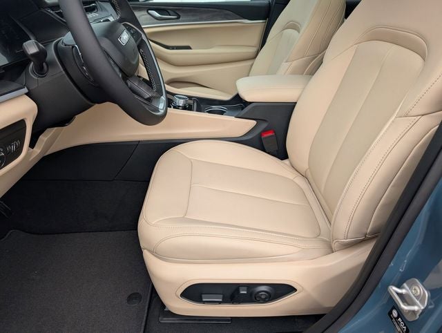 2026 Jeep Grand Cherokee GRAND CHEROKEE L LIMITED 4X2