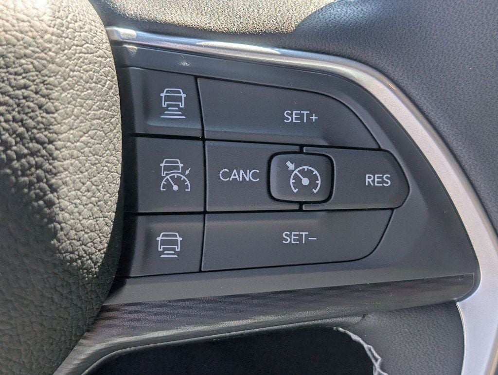 2026 Jeep Grand Cherokee L Laredo