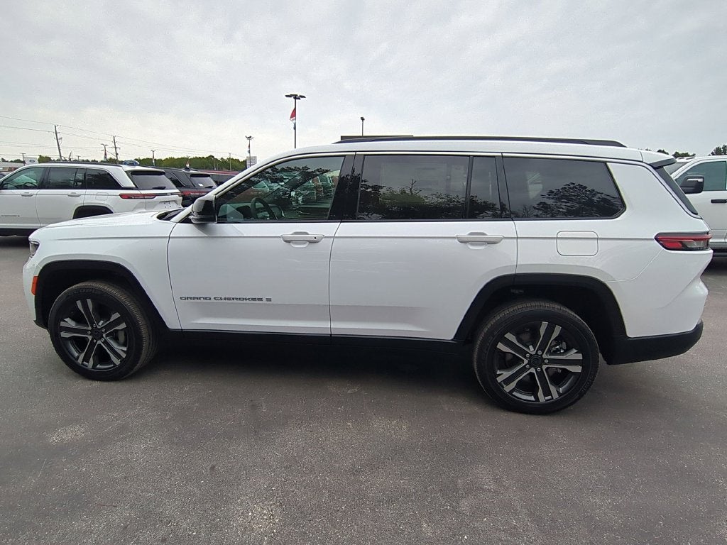 2027 Jeep Grand Cherokee L Limited
