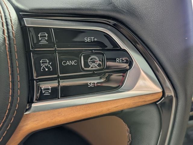 2025 Jeep Grand Cherokee L Summit