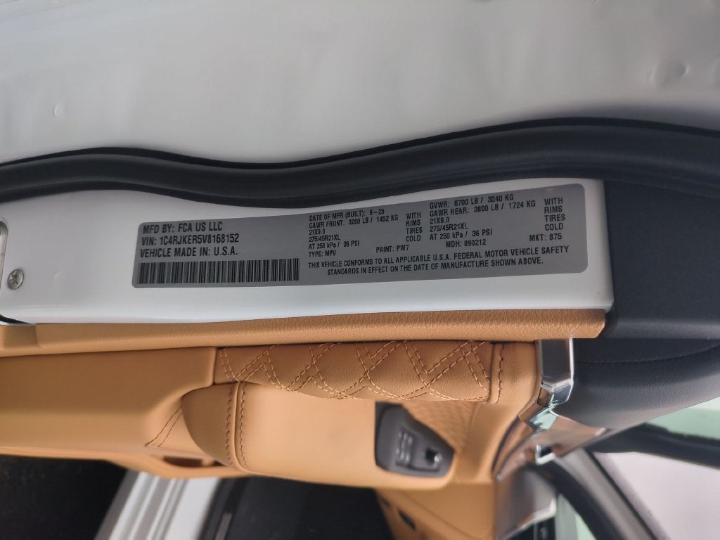 2027 Jeep Grand Cherokee L Summit