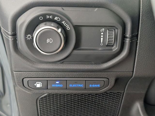 2025 Jeep Wrangler Sahara 4xe