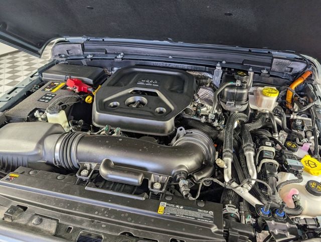 2025 Jeep Wrangler Sahara 4xe