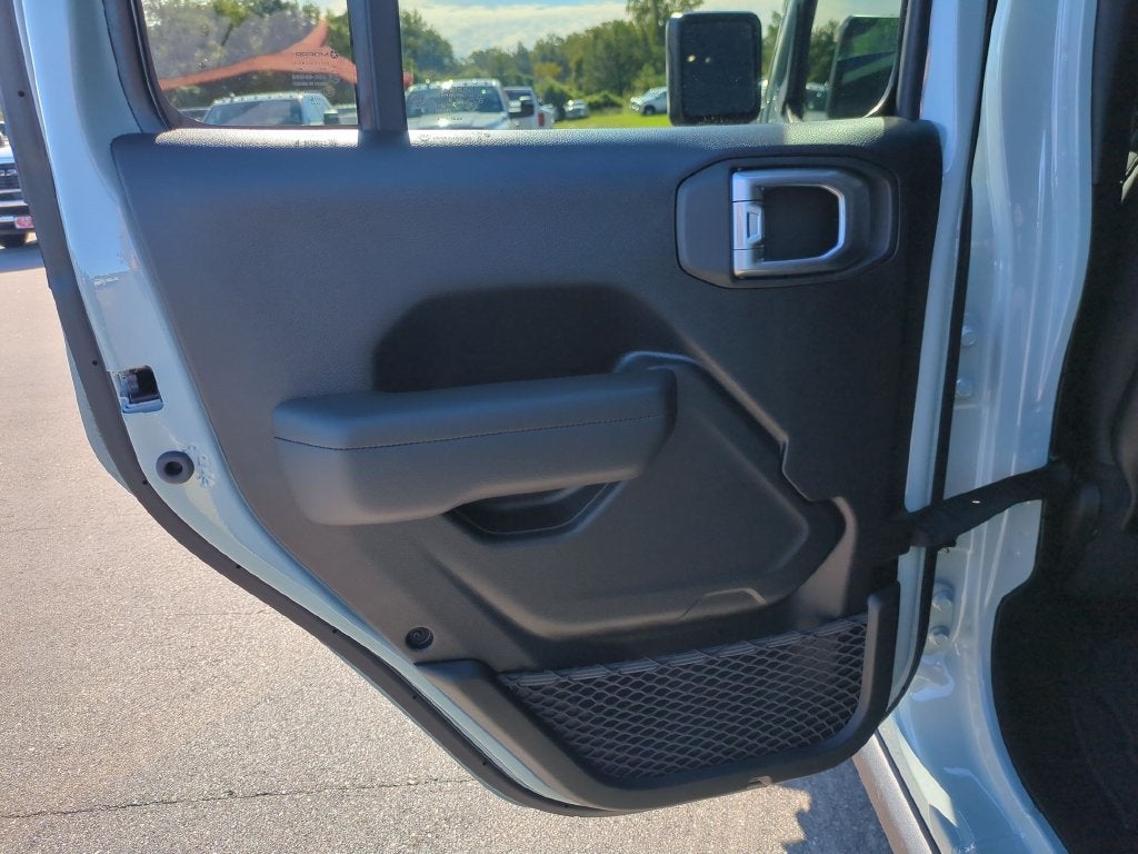 2027 Jeep Wrangler Moab 392