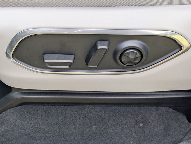 2026 Jeep Grand Wagoneer L 4x2