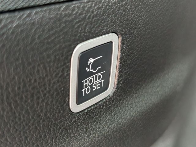 2026 Jeep Grand Wagoneer L 4x2