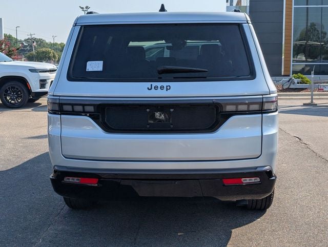 2026 Jeep Grand Wagoneer L 4x2