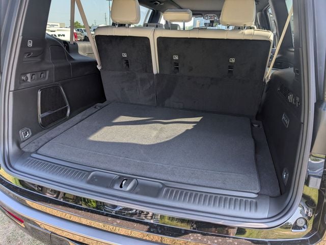 2026 Jeep Grand Wagoneer L 4x4