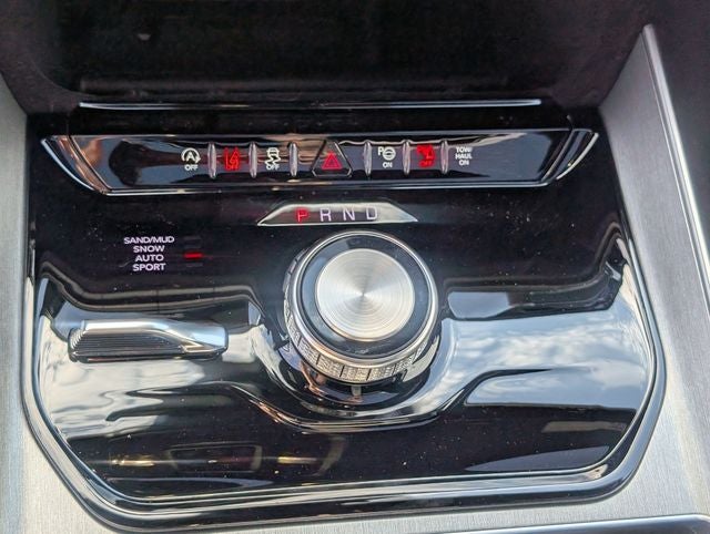 2026 Jeep Grand Wagoneer L 4x4