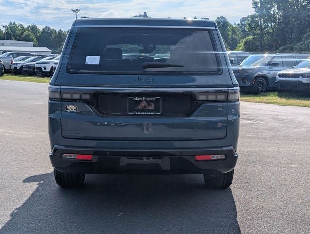 2026 Jeep Grand Wagoneer L 4x4