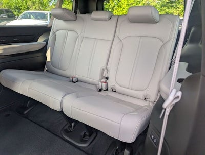 2026 Jeep Grand Wagoneer L 4x4