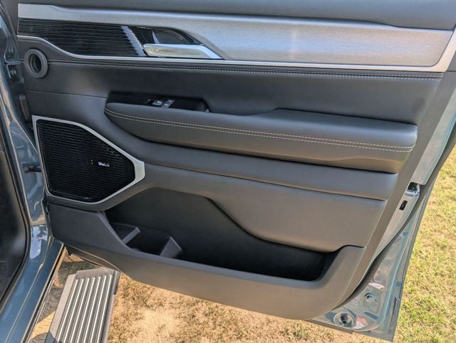 2026 Jeep Grand Wagoneer L Limited Reserve