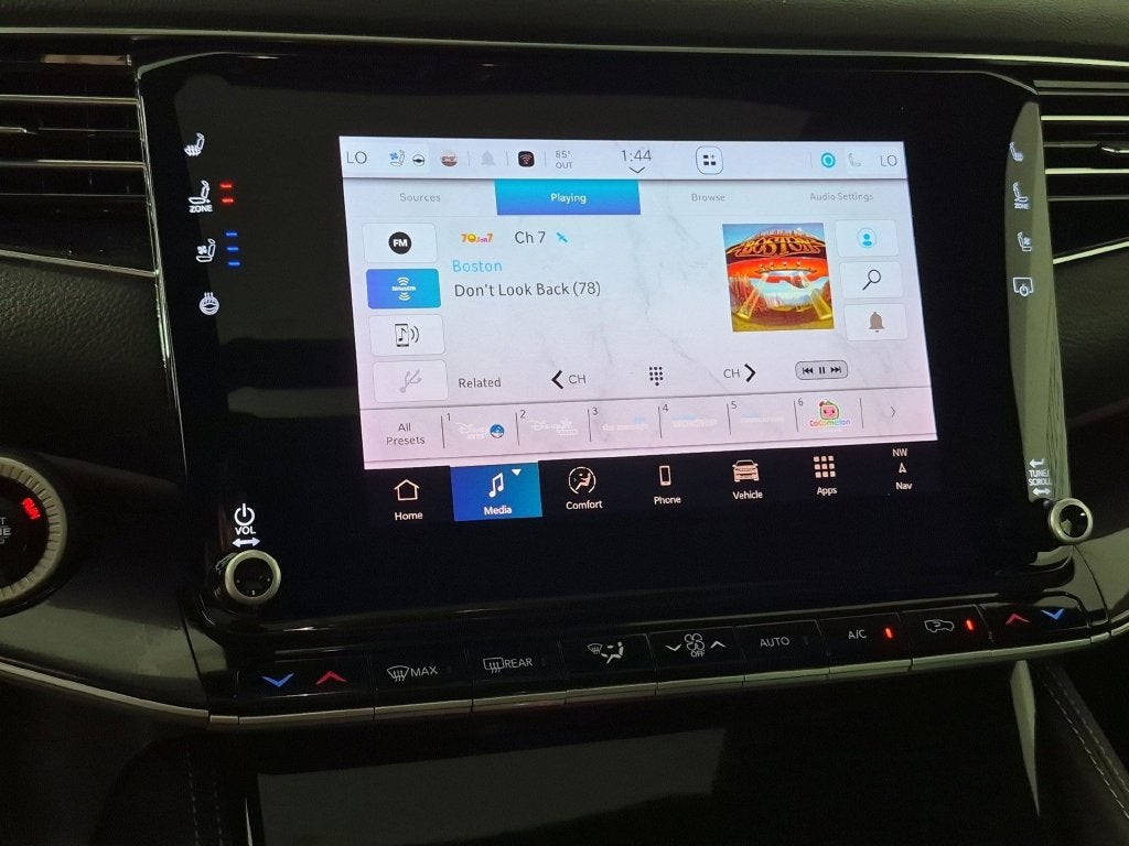 2024 Jeep Wagoneer Base