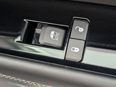 2023 Jeep Wagoneer Base